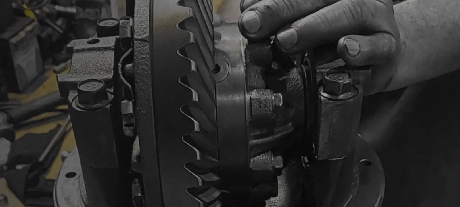 Serviço de diferencial e mecânica pesada — BJ Diesel